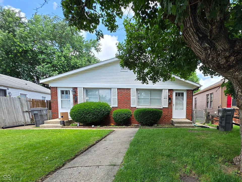 2036 Calhoun St