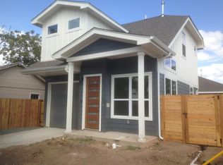 1300 Walnut Ave #B, Austin, TX 78702