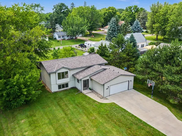 100 Vedders Ave, Pease, MN 56363