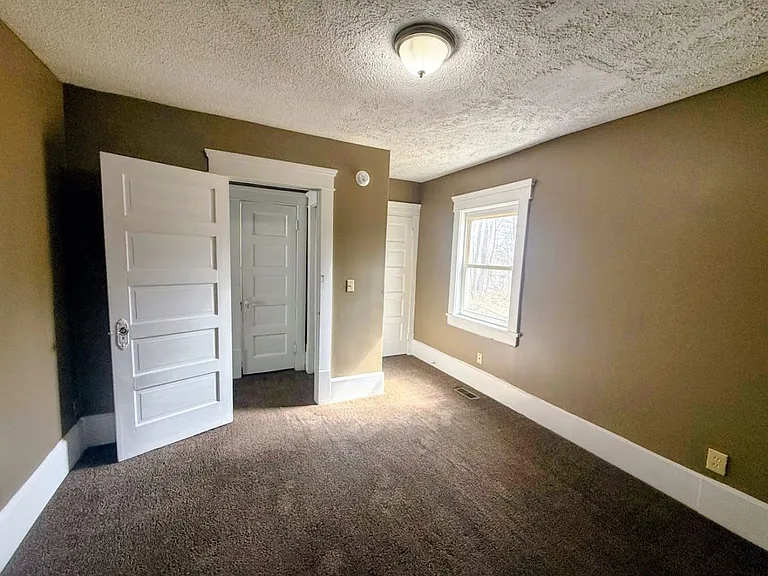 729 Mallison Ave — Photo 10