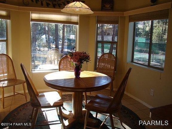 3rd image of 1832 Royal Oak Cir