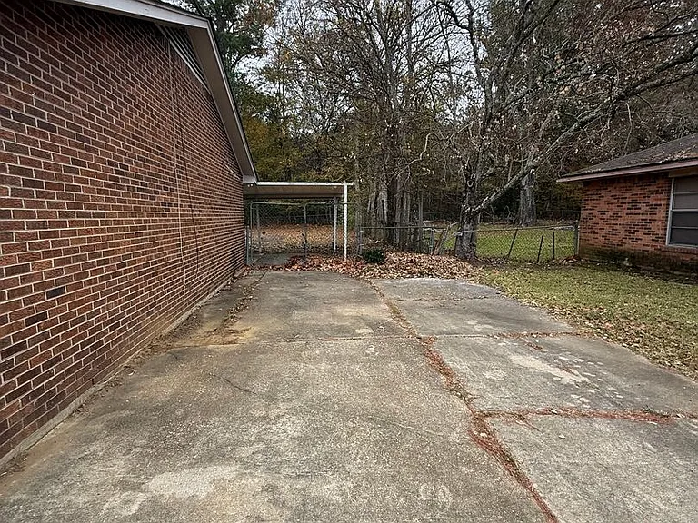4243 Andova Dr — Photo 2