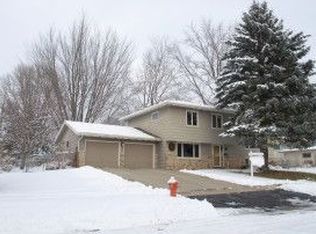 2415 20th St NW, Rochester, MN 55901