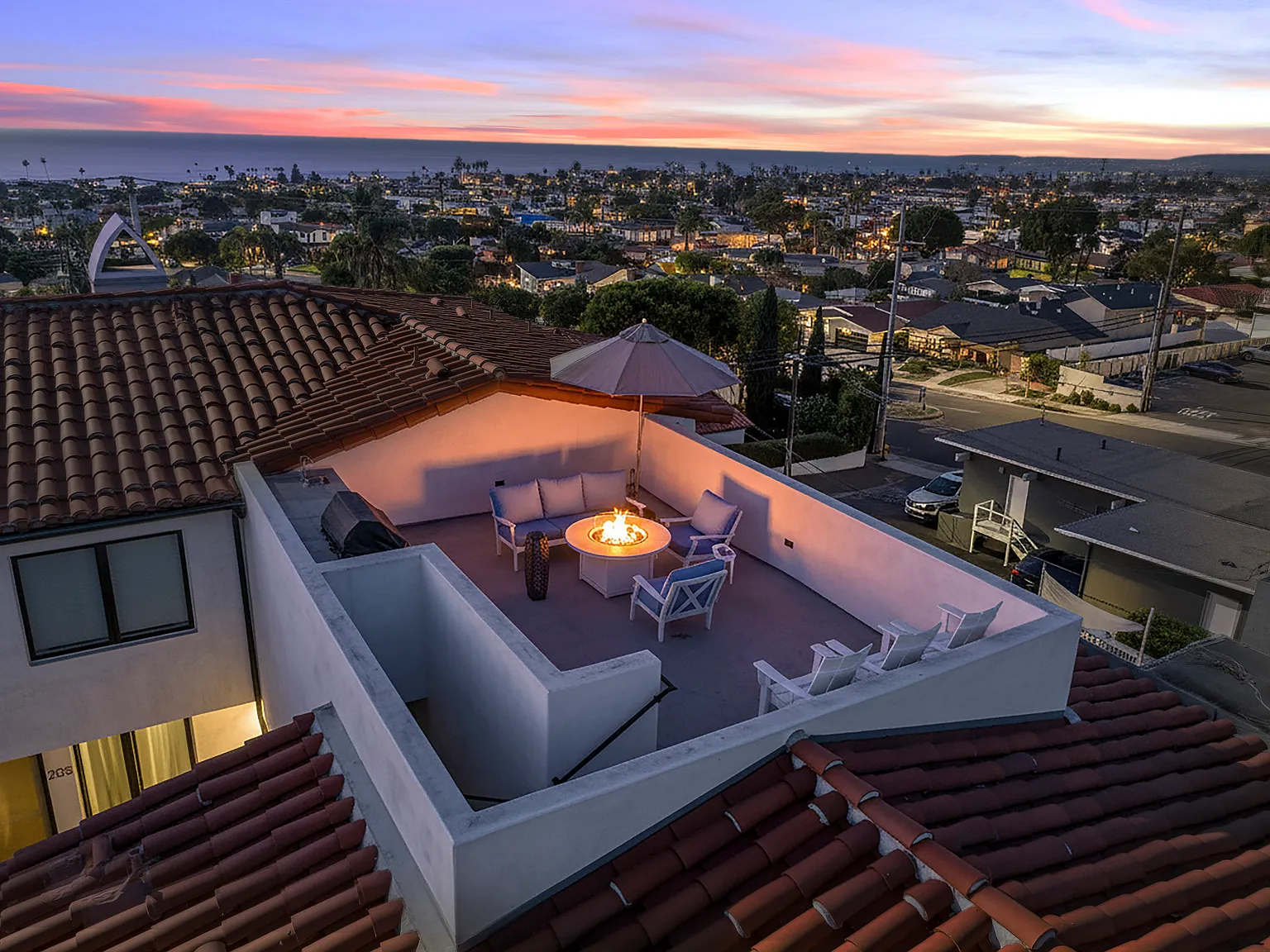 1010 S El Camino Real — Photo 1