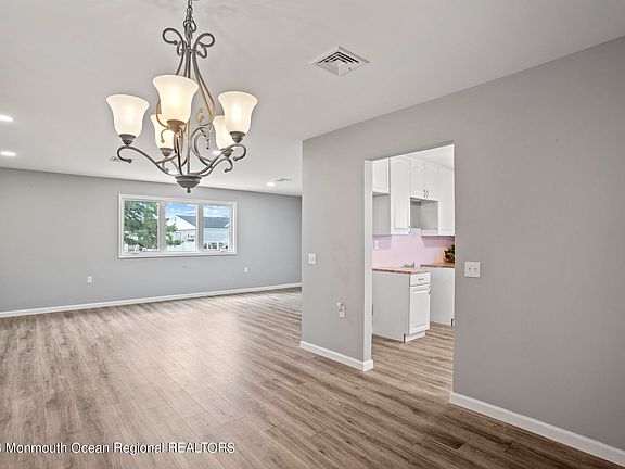 5th image of 446 Costa Mesa Drive
