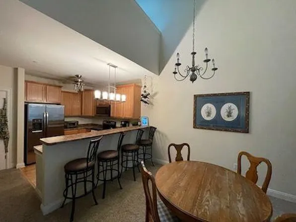 2030 Rainbow Lake LANE #322, West Bend, WI 53090