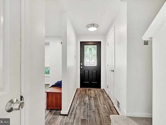 4th image of 7767 Paddock Way