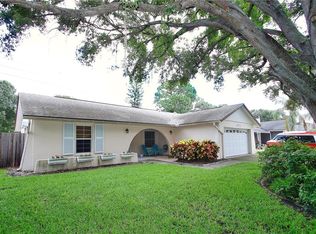8523 101st Ave, Seminole, FL 33777