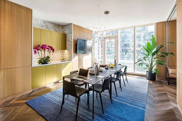 Rented by Bold New York | media 27