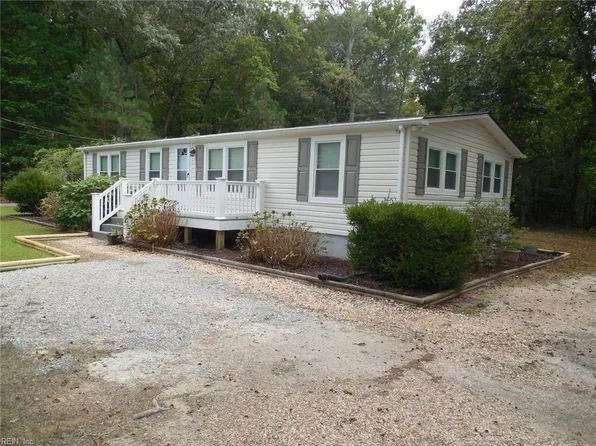 6165 Ark Rd, Gloucester, VA 23061