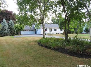 430 Holt Rd #E, Webster, NY 14580