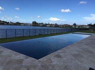 5361 S Sterling Ranch Cir, Davie, FL 33314