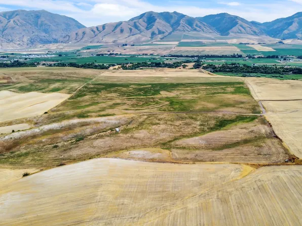 7500 S 1400 W, Hyrum, UT 84319