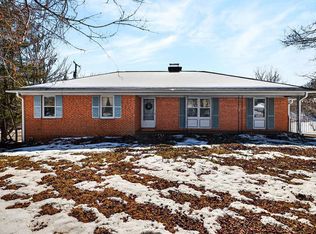 736 Middlebrook Rd, Staunton, VA 24401