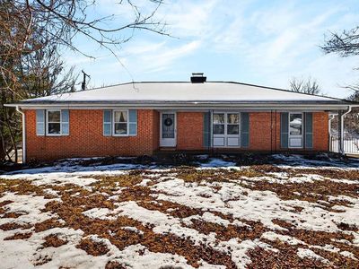 736 Middlebrook Rd, Staunton, VA, 24401