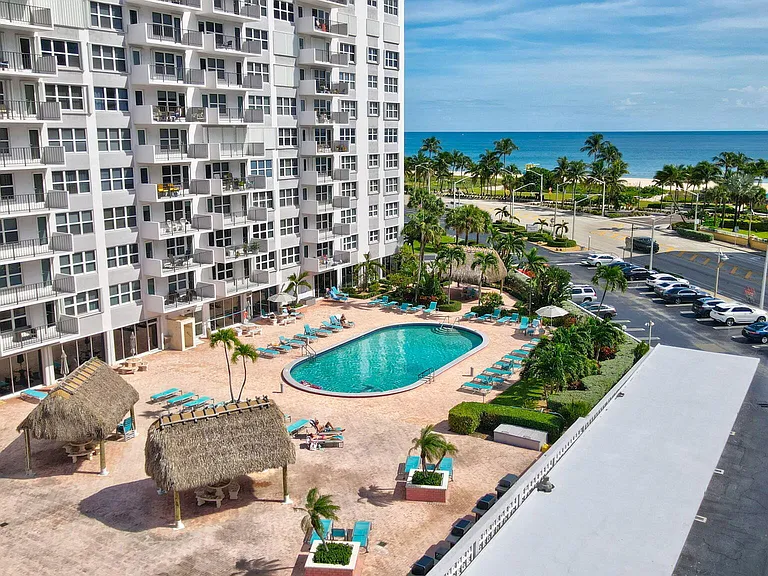 405 N Ocean Blvd #329 — Photo 48