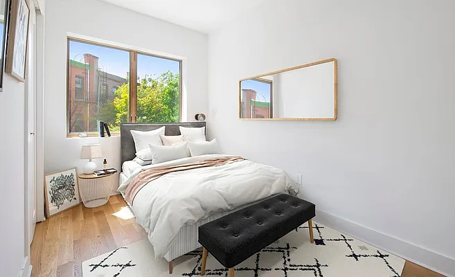 Sold by Zjama Realty Corp | media 13