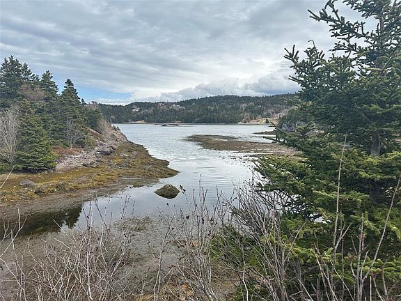 3rd image of 12-16 Back Cove Road