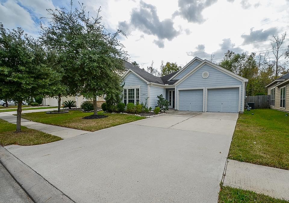1st image of 12846 Pecan Shores Dr