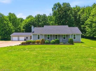 5230 Laubert Rd, Atwater, OH 44201