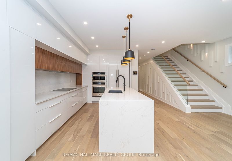 Ottawa House for rent - 4 Bedrooms — photo 6