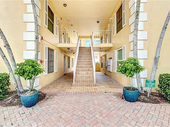 5th image of 1222 Gordon Dr APT 18