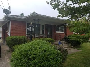 2318 Thistledawn Dr, Shively, KY 40216