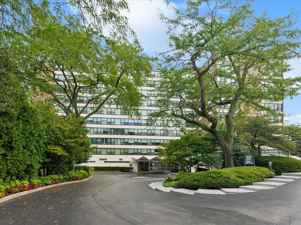1616 Sheridan Rd Unit 3B, Wilmette, IL 60091