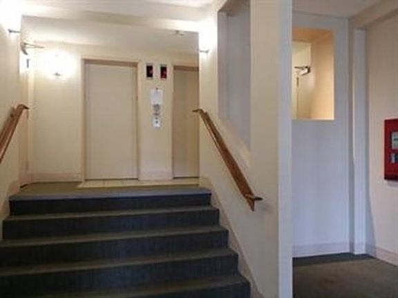 3rd image of 1025 Hancock St Unit 6K