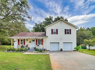 411 Faulkner St, Clover, SC 29710
