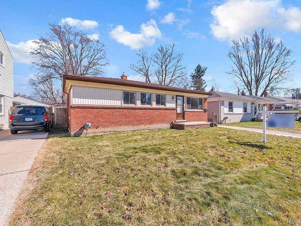 1st image of 1645 Regene St