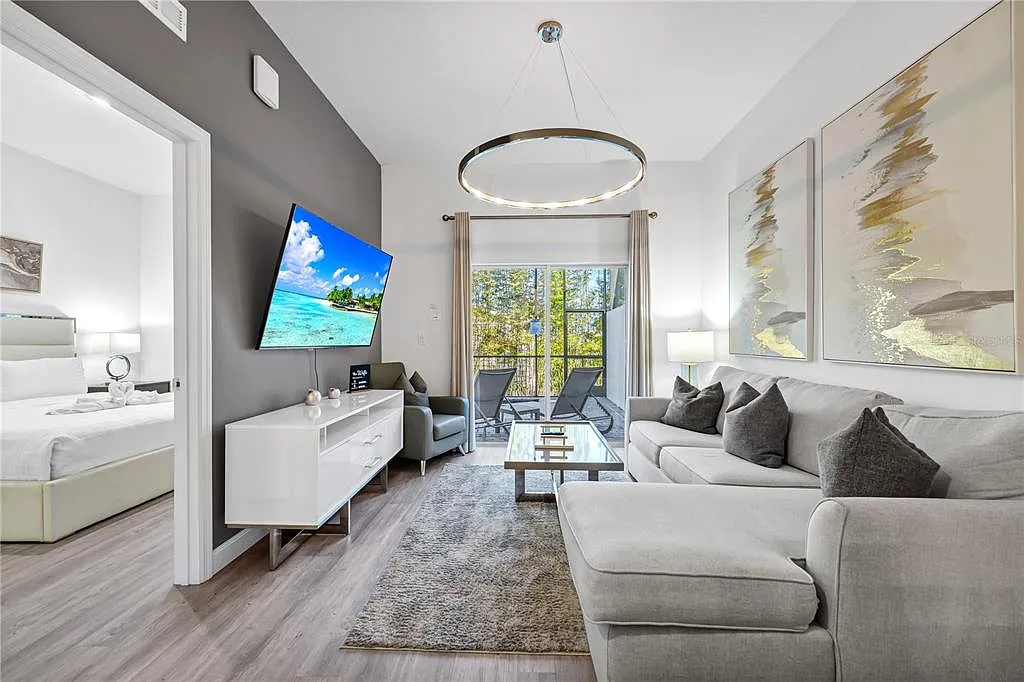 4 bed, 4.0 bath, 1671 sqft, $3,000 — Photo 3