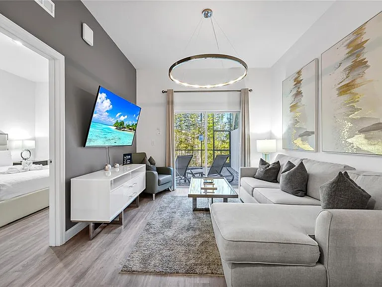 396 Famagusta Dr — Photo 3