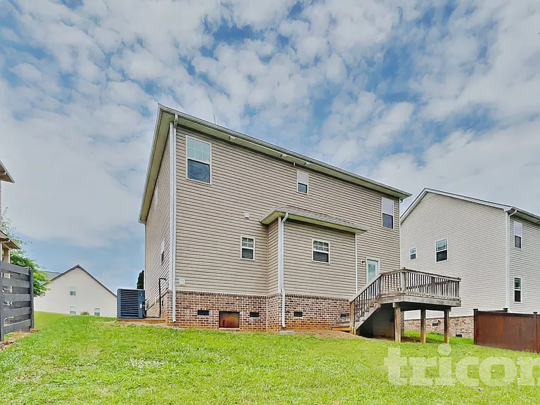 1048 Solomon Ln — Photo 15