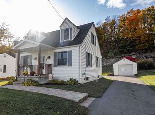 130 Elm St, Saugerties, NY 12477