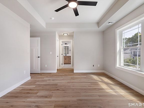 5th image of 16 Valley View Drive