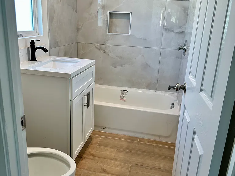1220 W Shorb St #628 — Photo 2