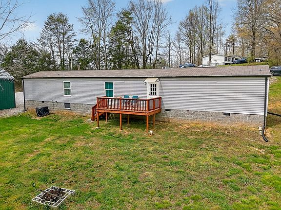 4th image of 1237 Ridge Rd