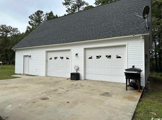 275 Apache Rd, Georgetown, SC 29440