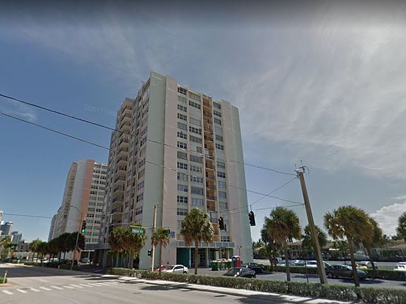 3rd image of 1408 S Ocean Dr #6