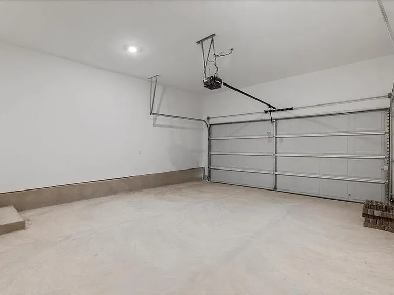 133 Green Knoll Ln — Photo 28