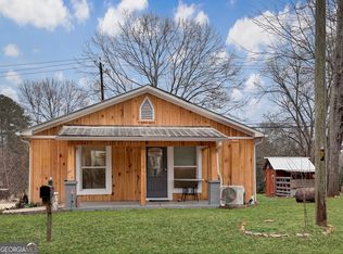 339 S Pond St, Toccoa, GA 30577