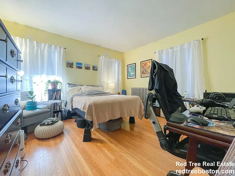 16 Foster St #1 — Photo 14