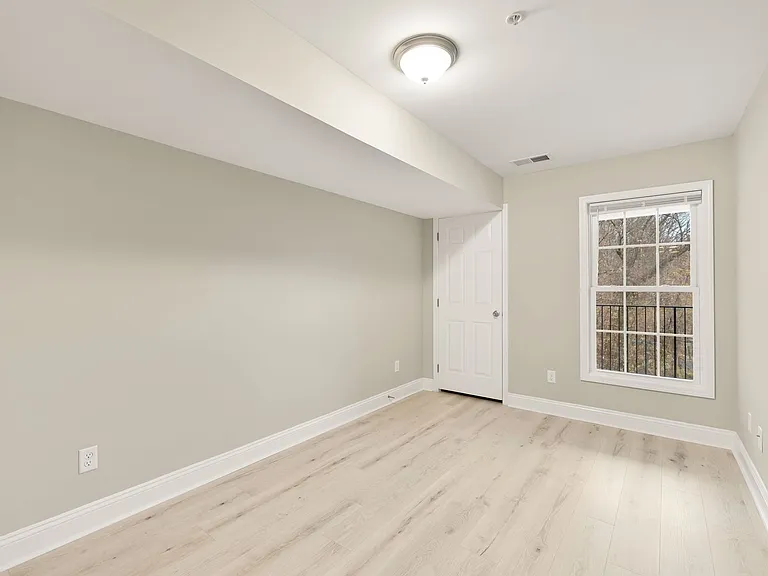 1753 W St SE — Photo 22