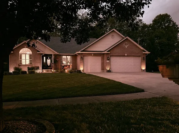 1545 Alexander Dr, Hamilton, OH 45013