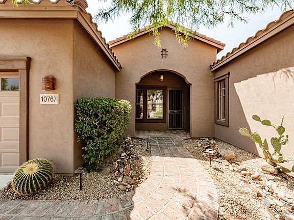 3rd image of 10767 E Autumn Sage Dr