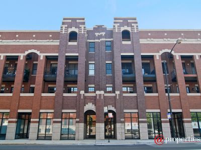 2905 N Halsted St APT 201, Chicago, IL, 60657