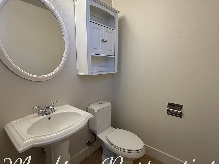 2188 Nord Ave — Photo 9
