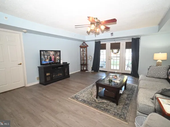 11000 Centennial Sta, Warminster, PA 18974