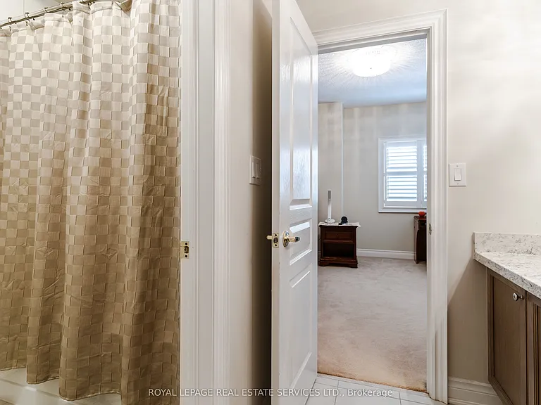 531 Bridgeview Rd — Photo 36